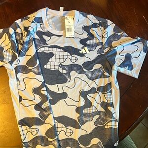 NWT men’s tennis t-shirt 🎾